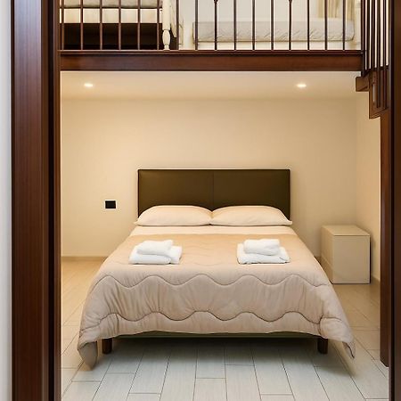 House Caracciolo By Loveinthetravel Naples Luaran gambar