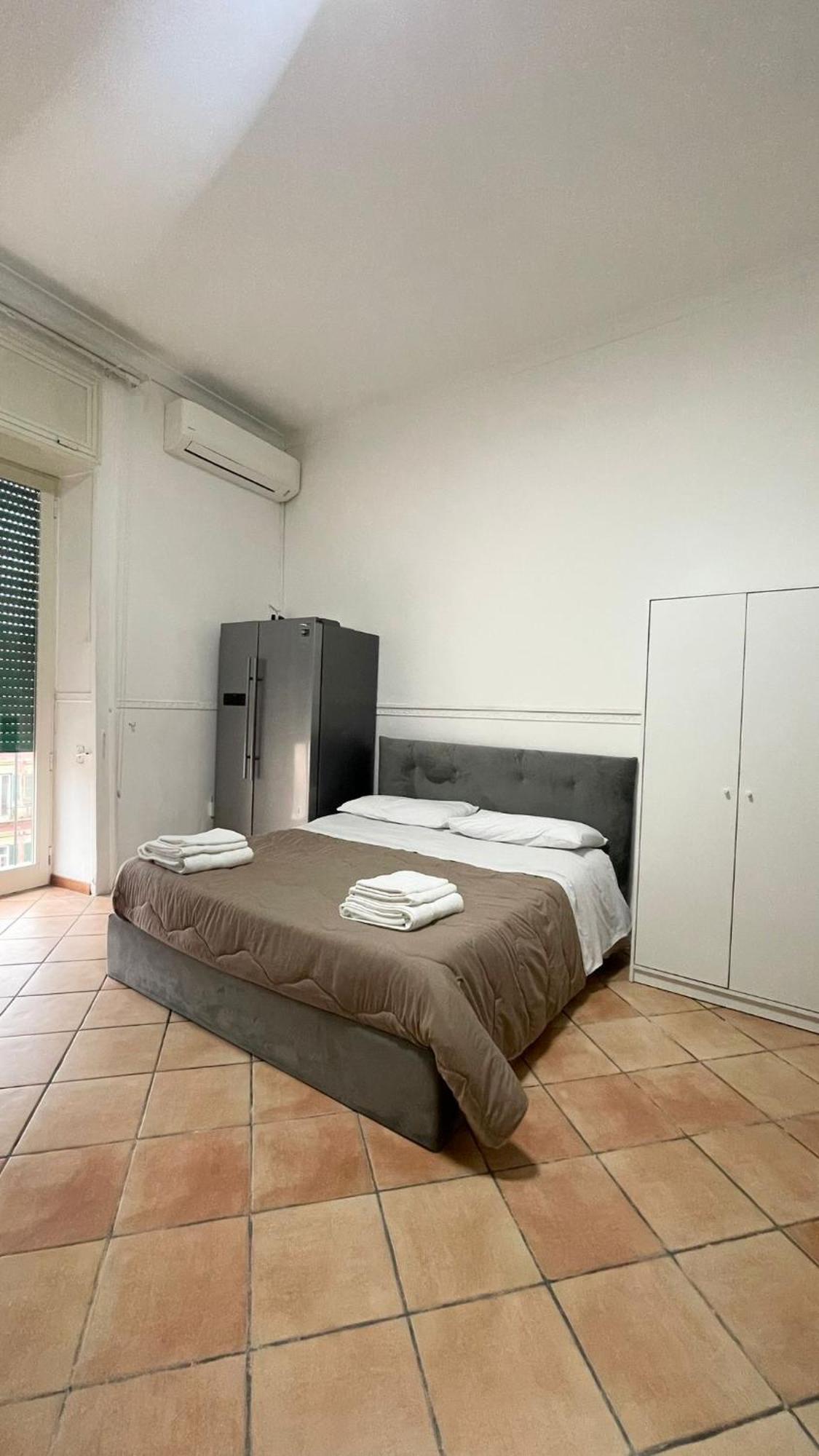 House Caracciolo By Loveinthetravel Naples Luaran gambar